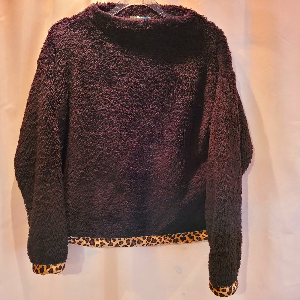 Alice Blue Cozy Fuzzy Fleece Shirt Leopard Print Trim Size S